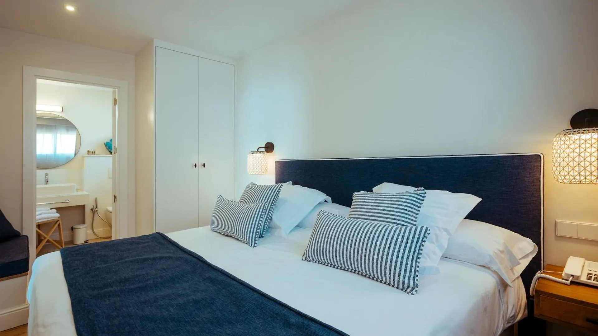 Aiguablava Luxury Apartments Begur